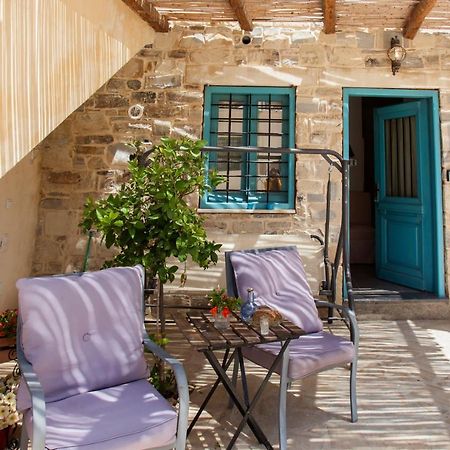 Kritikies Kydonia Villa Pitsidia Bagian luar foto